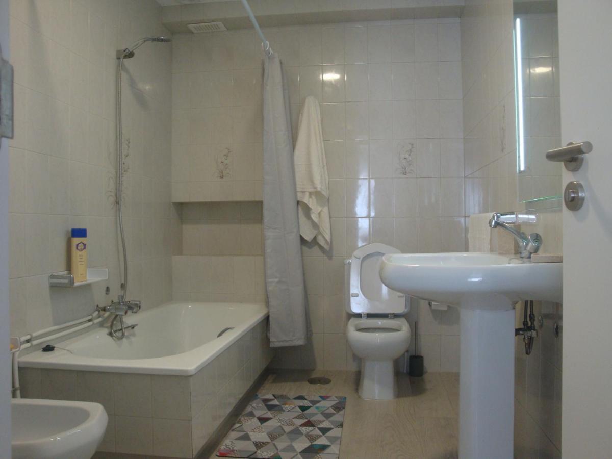 Piso En Alexandre Boveda Apartment O Grove Luaran gambar